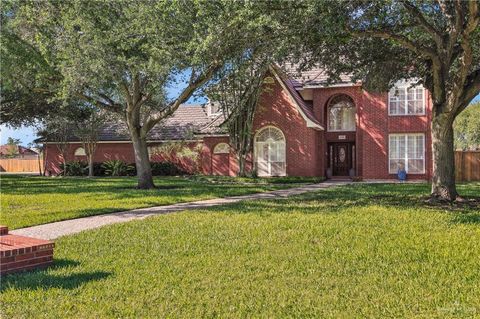 Photo of 2405 El Encino Drive, Mission, TX 78573 (MLS # 501108)