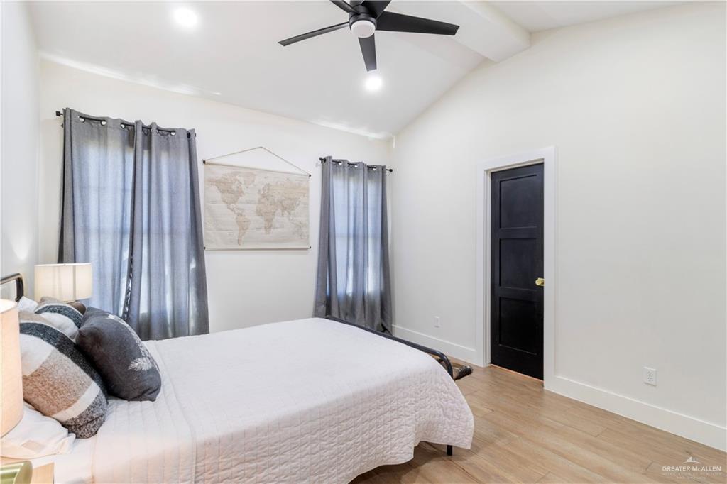 3304 Lago Superior, Edinburg, Texas image 11