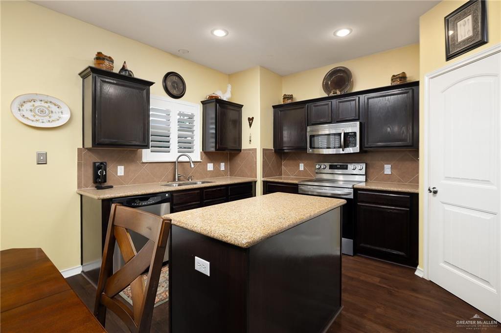 3914 Sorrento Street, Edinburg, Texas image 7