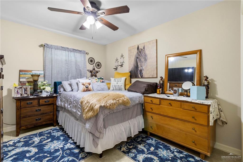 512 S Mina De Oro Street, Mission, Texas image 14