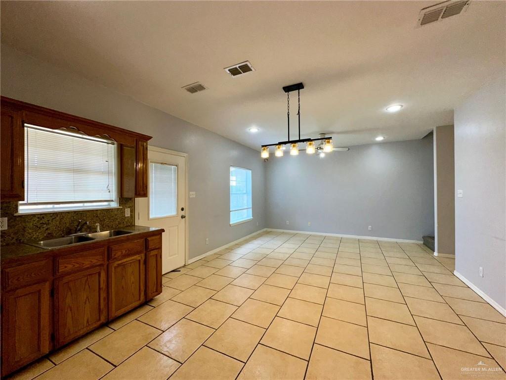1602 Nassau Street, Edinburg, Texas image 2