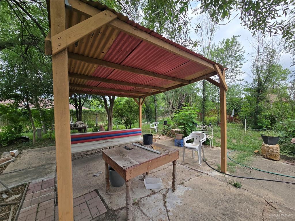 1215 Oak Street, Mission, Texas image 2