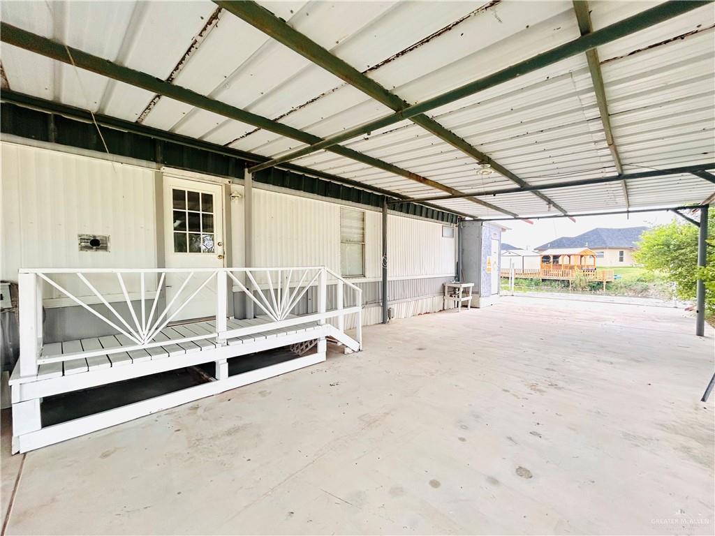 401 N Kika De La Garza Boulevard, La Joya, Texas image 17