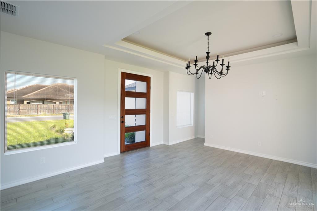 2412 San Pascual Avenue, San Juan, Texas image 4
