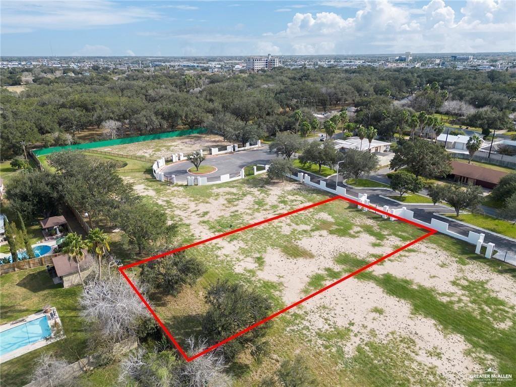 205 E Houston Avenue, McAllen, Texas image 4