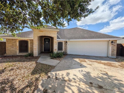 Homes For Sale - 1311 Anahi Street<br/> Alamo, TX 78516