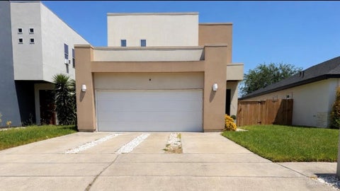 Homes For Sale - 5132 Shalom Drive<br/> Edinburg, TX 78539