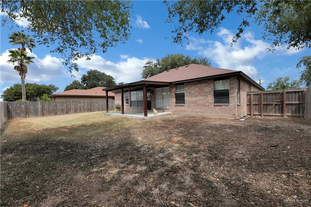 2017 Robin Avenue, McAllen, Texas image 16