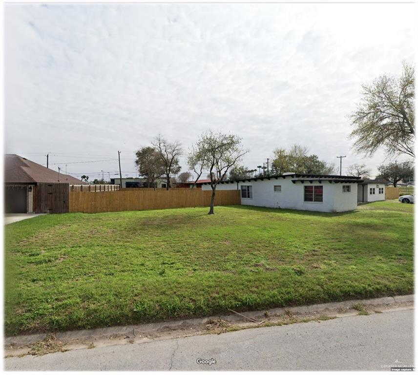 131 Quince Avenue, McAllen, Texas image 2