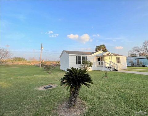 A home in La Feria