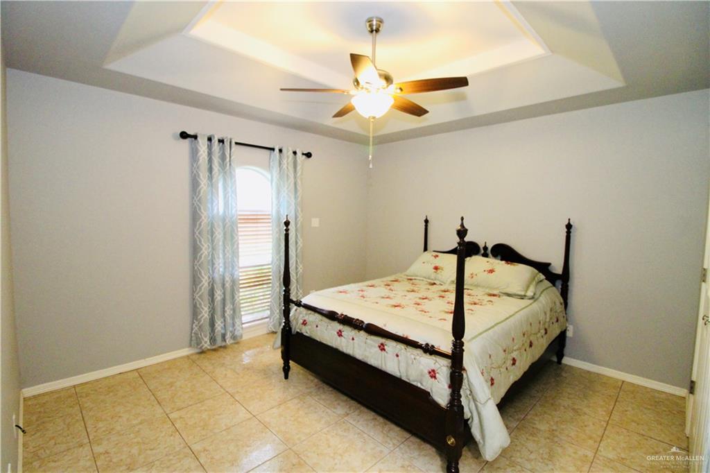 2405 Highland Drive, Weslaco, Texas image 14