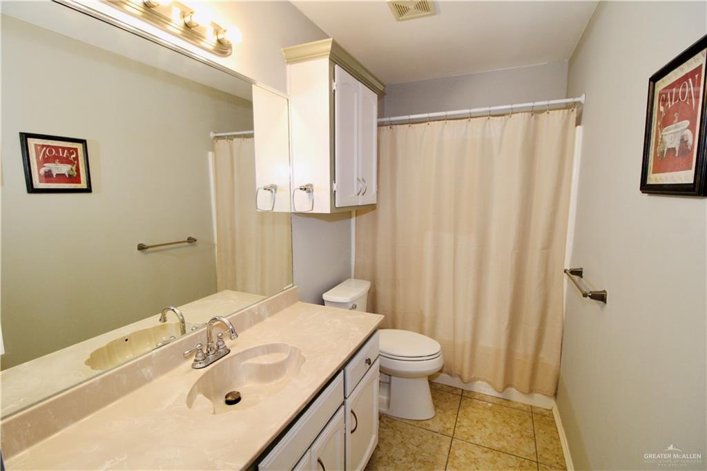 2405 Highland Drive, Weslaco, Texas image 15