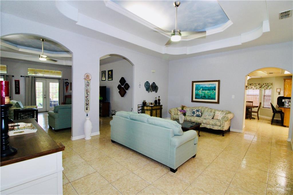 2405 Highland Drive, Weslaco, Texas image 6