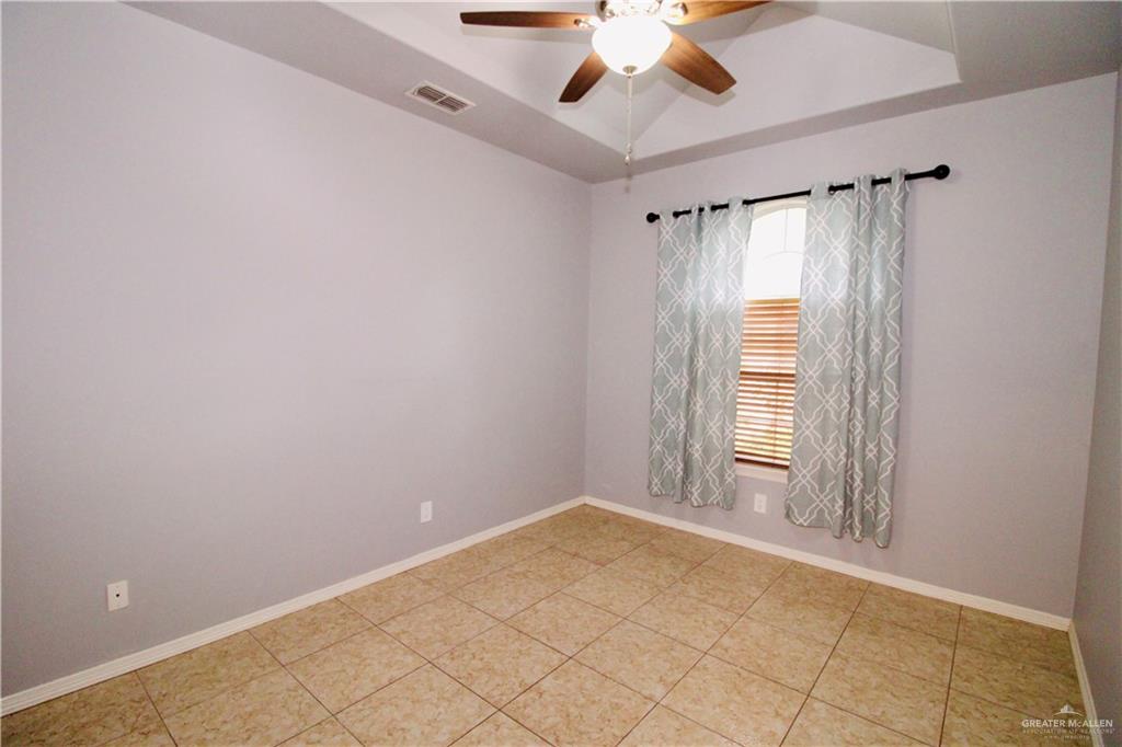 2405 Highland Drive, Weslaco, Texas image 17