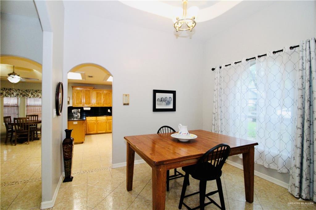 2405 Highland Drive, Weslaco, Texas image 3