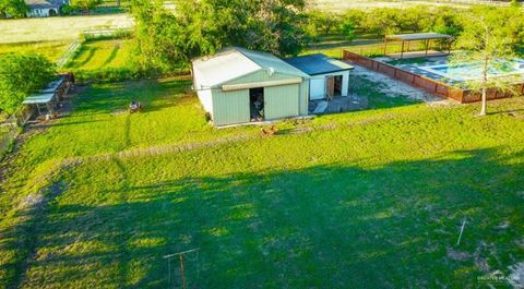 A home in La Feria