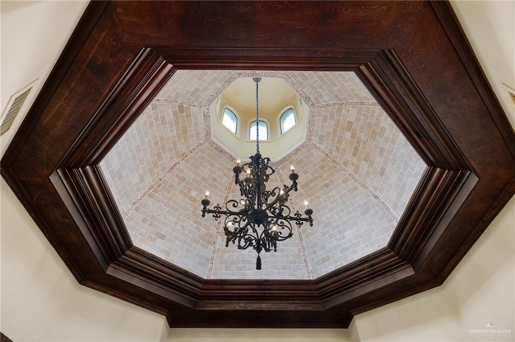 3506 Oak Ridge Lane, Mission, Texas image 6