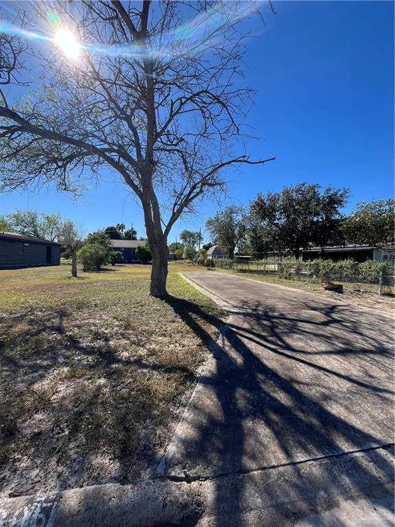 607 E De Soto Avenue, Alamo, Texas image 3