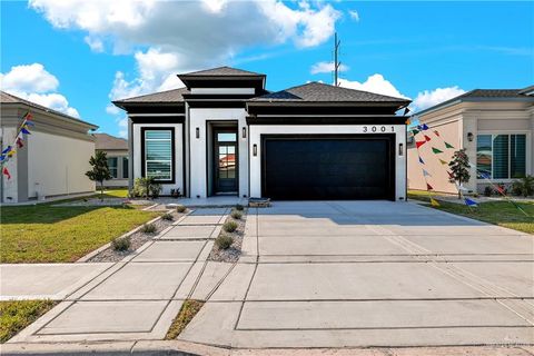 Homes For Sale - 3001 N Alyna Avenue<br/> Edinburg, TX 78541