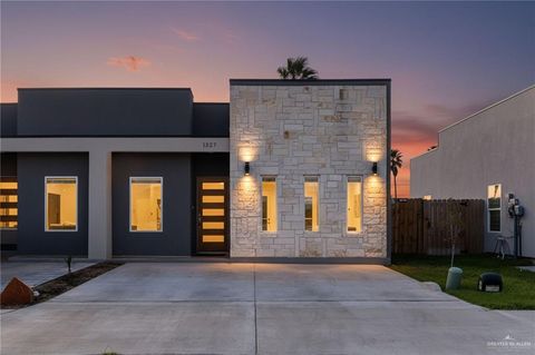 Photo of 1527 W B Street, Mission, TX 78572 (MLS # 491094)