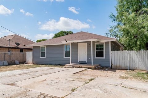 Photo of 228 E Saint John Drive, Pharr, TX 78577 (MLS # 490616)