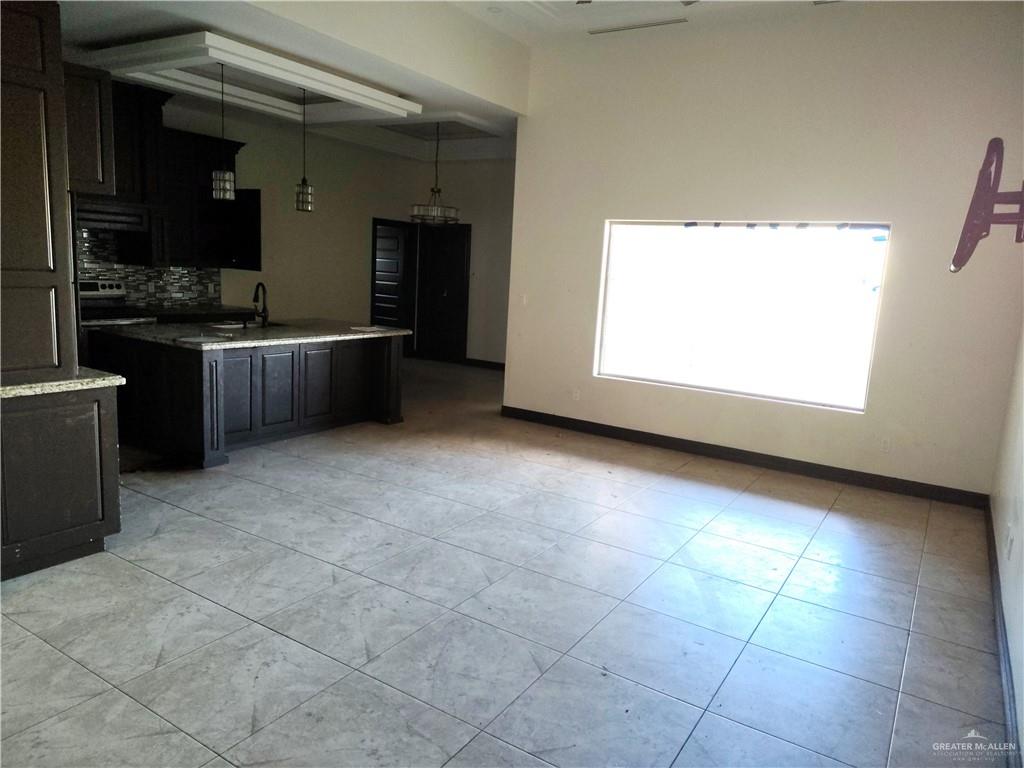 3008 Linva Avenue, Edinburg, Texas image 3