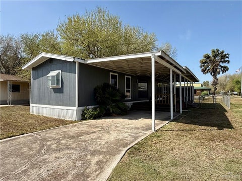Mobile Home For Sale - 13829 Park Place Pl<br/> La Feria, TX 78559