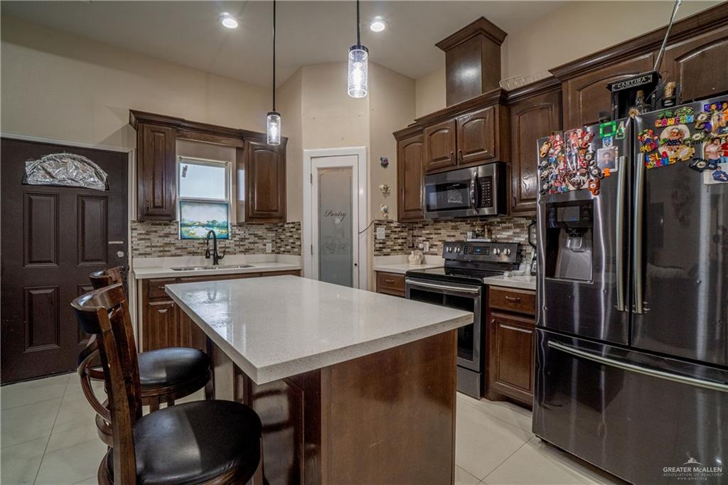 823 Sabrina Drive, Alamo, Texas image 5