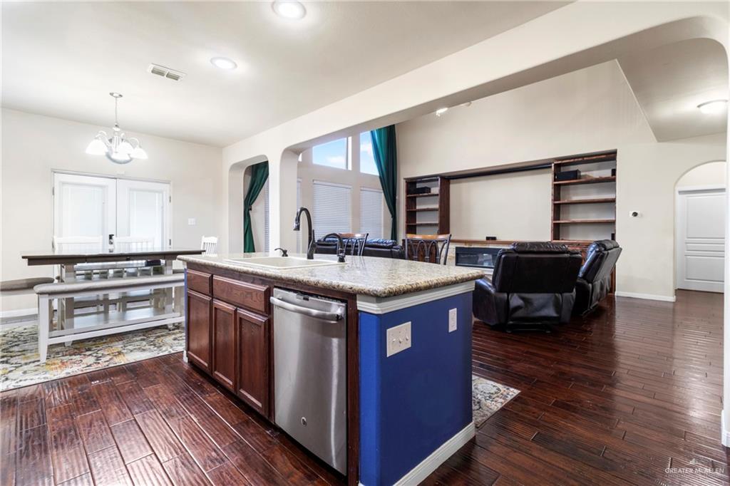 2713 Zurich Avenue, McAllen, Texas image 10