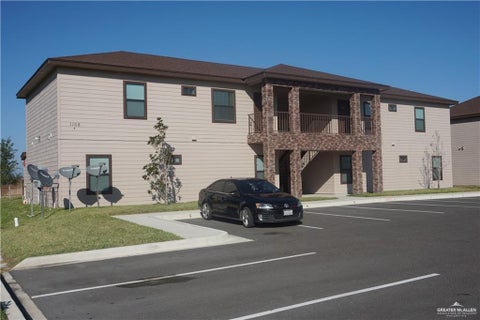 Apartment For Rent - 1112 W Eisenhower Street #B<br/> Pharr, TX 78577