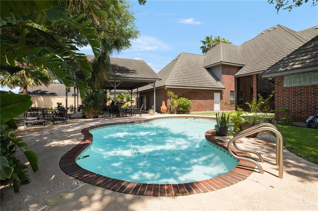 408 E Newport Lane, McAllen, Texas image 29