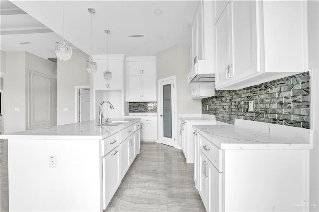 1313 E Evergreen Street, San Juan, Texas image 8