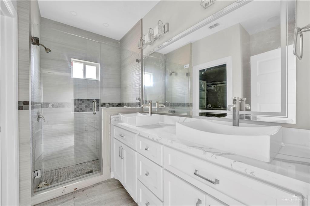 1313 E Evergreen Street, San Juan, Texas image 16