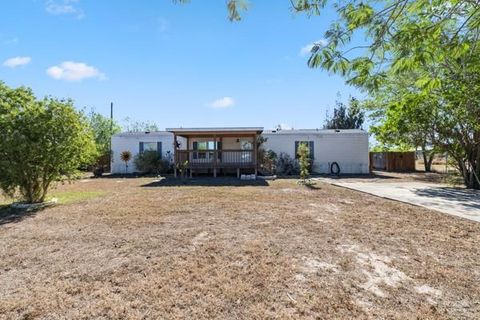 Photo of 1462 Calle Santa Ana, San Benito, TX 78586 (MLS # 498194)