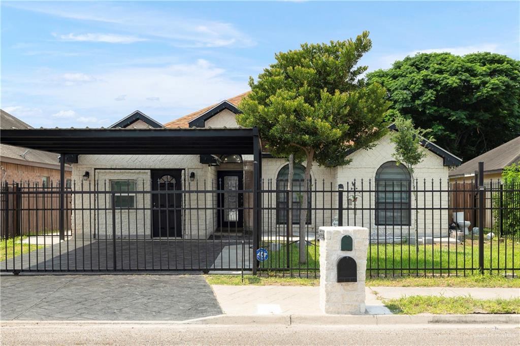 2404 Llano Mediano Lane, Edinburg, Texas image 1