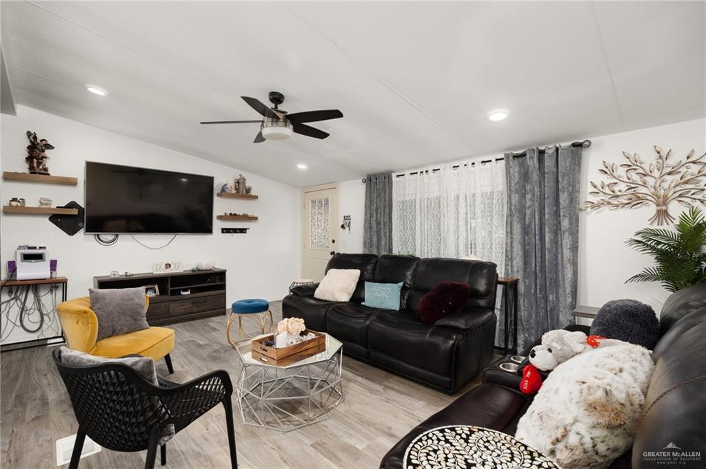 3311 Agualeguas Street, Edinburg, Texas image 2