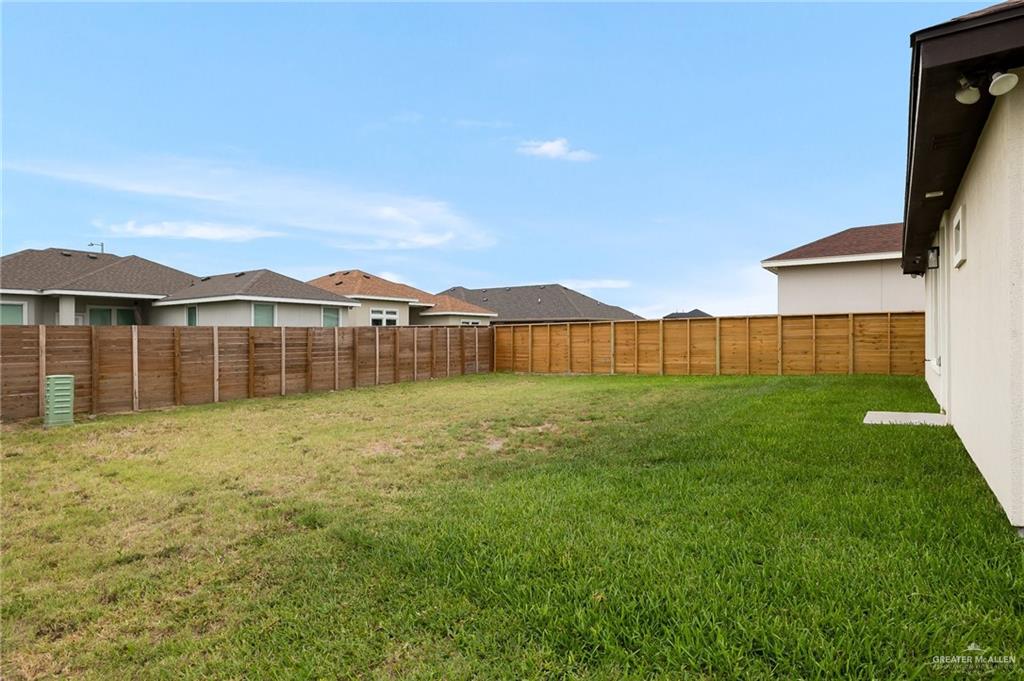 4020 S Duncan Lane, Edinburg, Texas image 15