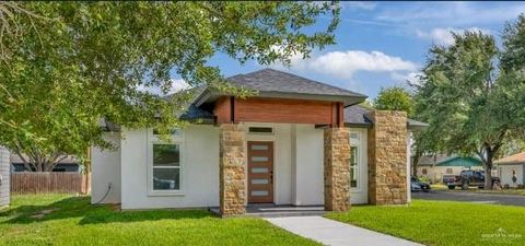 Photo of 18531 Betty Place, Harlingen, TX 78552 (MLS # 487472)