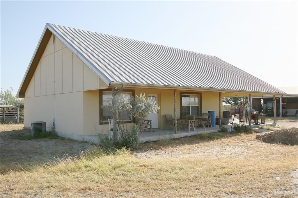 Loma Blanca Road, Roma, Texas image 9