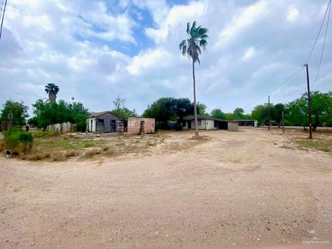 Photo of 1006 Vela Jackson Avenue #B, La Joya, TX 78560 (MLS # 500628)