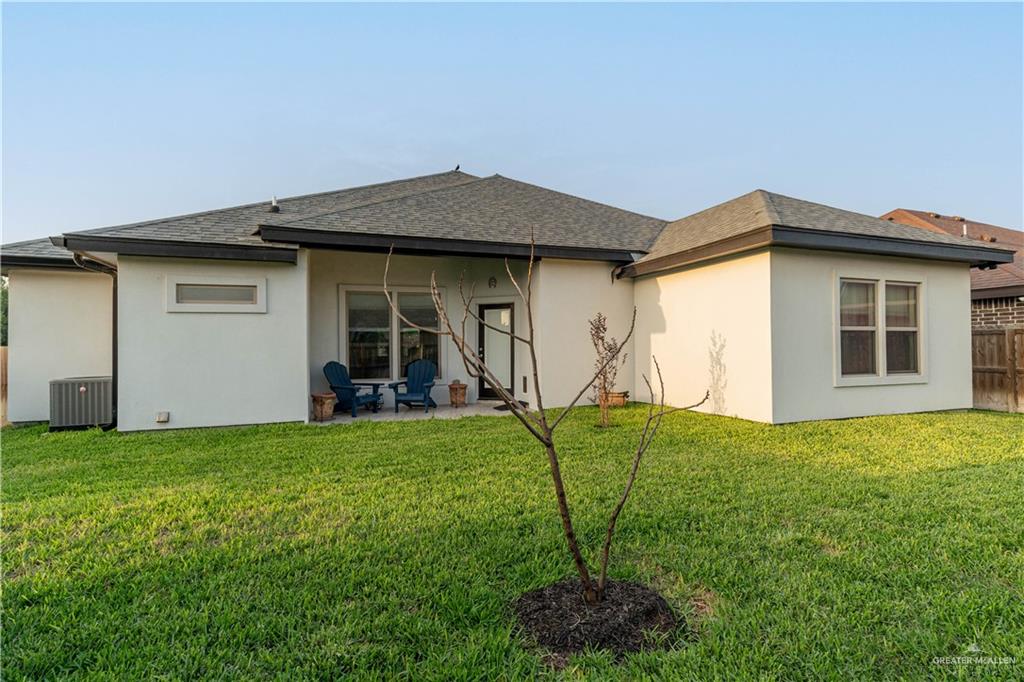 2004 Hibiscus Avenue, Weslaco, Texas image 17