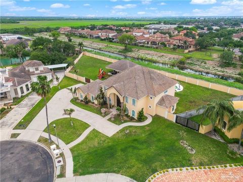Photo of 2809 Santa Laura Street, Mission, TX 78572 (MLS # 497354)
