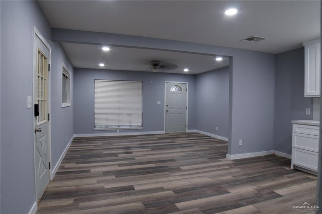 210 E Hurst Street, Harlingen, Texas image 3