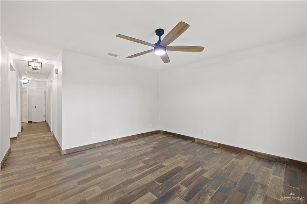 1815 W Adelita Street, Weslaco, Texas image 2