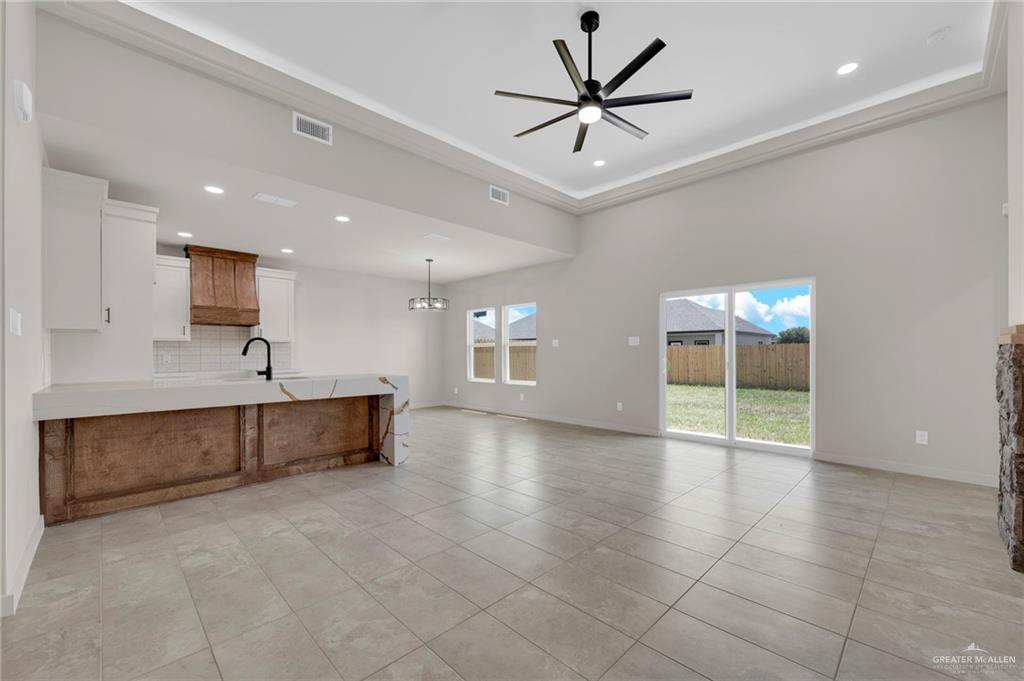 2121 Zinnia Street, Weslaco, Texas image 5