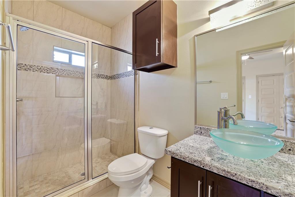 1008 Dennet Road, Brownsville, Texas image 14