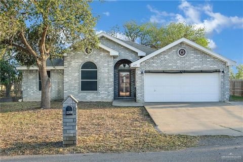 Photo of 8421 Bougainvillea Drive, Mission, TX 78573 (MLS # 497505)