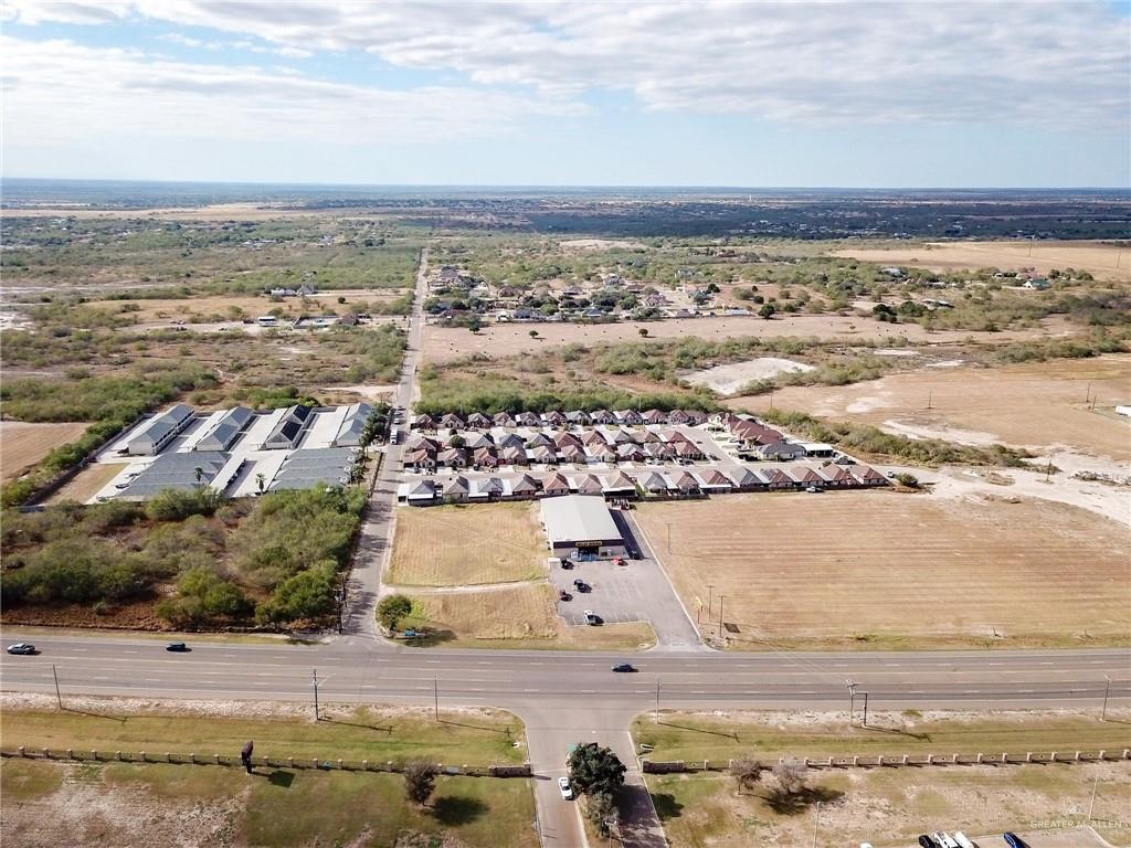 La Mesa Street, Rio Grande City, Texas image 18