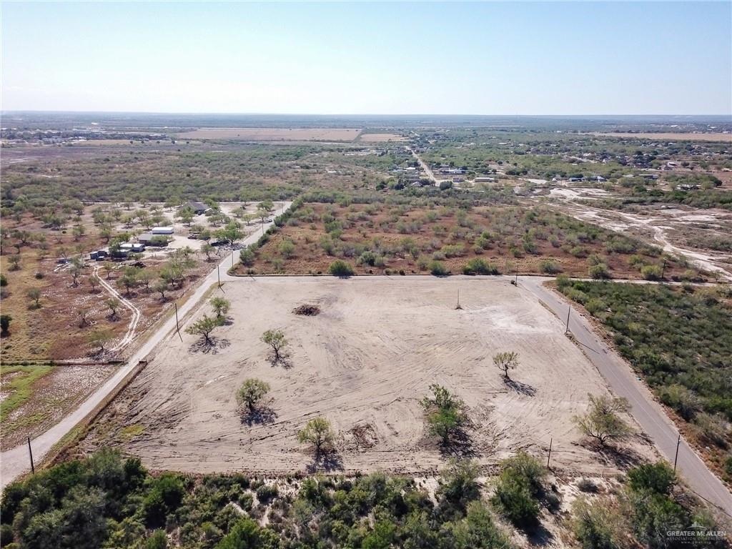 La Mesa Street, Rio Grande City, Texas image 8