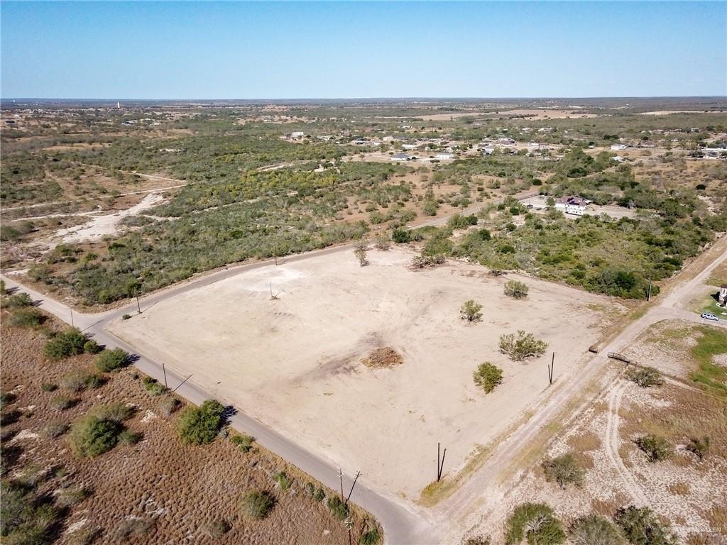 La Mesa Street, Rio Grande City, Texas image 3